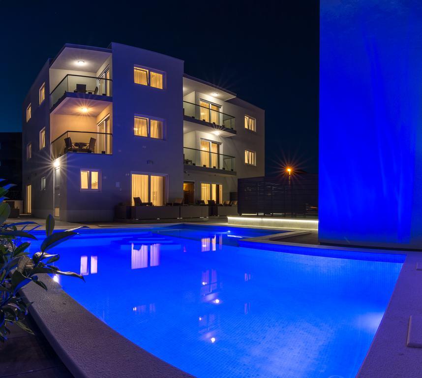 Guest House Petra Трогир Екстериор снимка